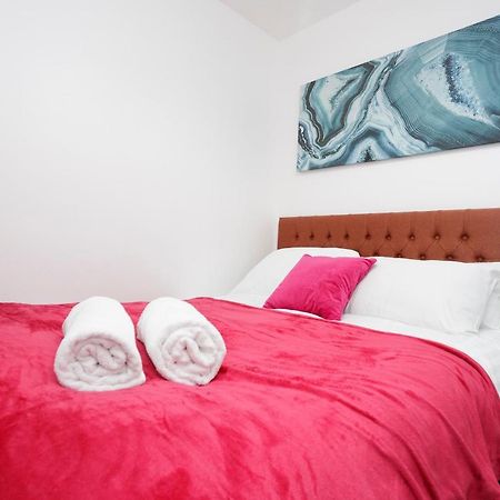 Kirkstall Serviced Apartments Leeds Leeds  Dış mekan fotoğraf